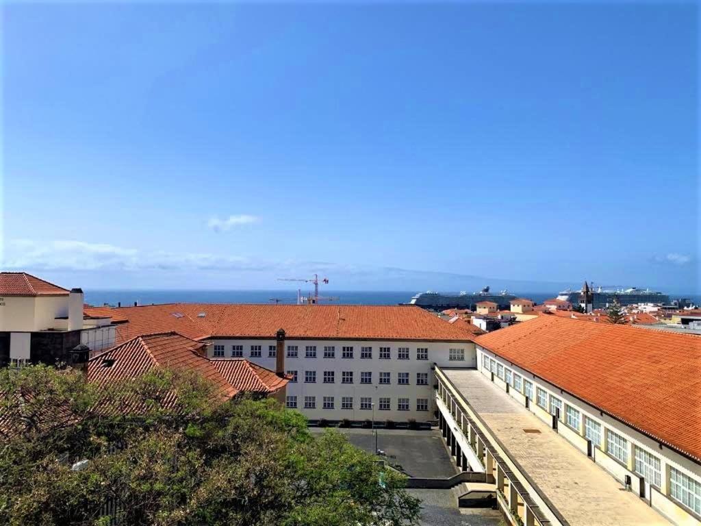 Madeira, 3 Bedroom Apartment With Ocean Views In Funchal Eksteriør bilde